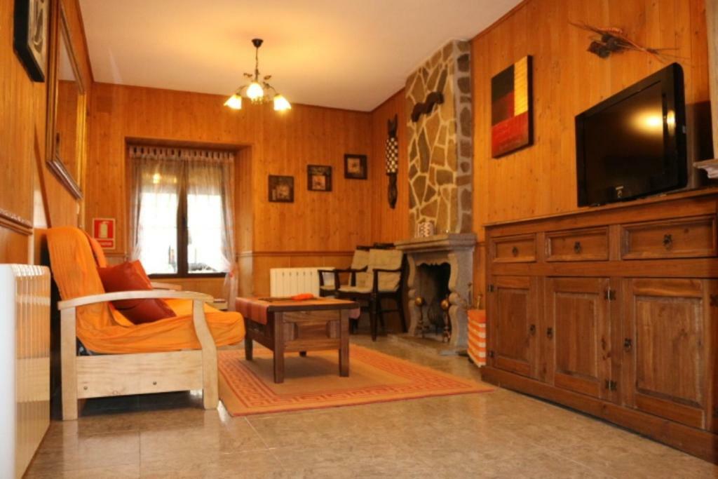 Casa Rural Los 2 Yugos Navaluenga Εξωτερικό φωτογραφία