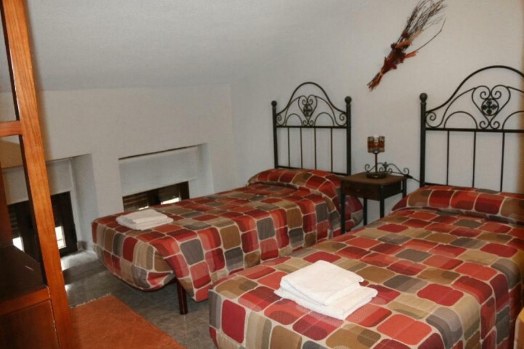 Casa Rural Los 2 Yugos Navaluenga Εξωτερικό φωτογραφία